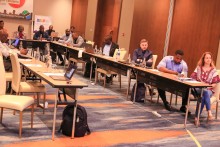 در طول جلسه